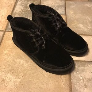 Uggs suede black boots